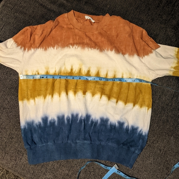 Hailey & Co. dip tie dye sweater - Picture 4 of 4